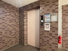 【神奈川県/大和市深見台】ユニオンガーデン大和 共用部：エレベーター