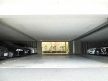 【神奈川県/大和市南林間】プレシス南林間 駐車場