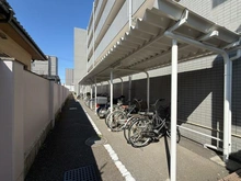 【神奈川県/相模原市緑区西橋本】シャローム橋本 駐輪場