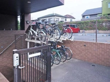 【神奈川県/座間市栗原】 セントレー相武台 駐輪場