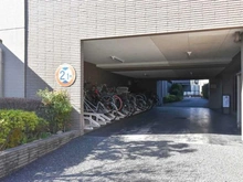 【神奈川県/座間市相模が丘】レクセルマンション小田急相模原 駐輪場