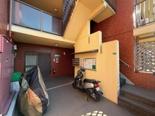 【神奈川県/海老名市国分北】セザール第2海老名 敷地内