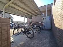 【東京都/町田市玉川学園】Yライフ・ハーモニー玉川学園 駐輪場