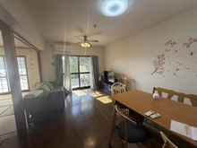 【東京都/町田市小山町】ザ・ヴィスタ町田の杜 リビング：2025年12月22日撮影
家具調度品は価格に含まれません