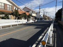 【東京都/町田市小山町】ザ・ヴィスタ町田の杜 前面道路：エントランス側前面道路