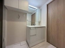 【神奈川県/厚木市中町】シャンボール本厚木 洗面室：洗濯機置場