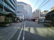 【神奈川県/相模原市緑区橋本】ライオンズステーションプラザ橋本 前面道路