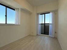 【神奈川県/厚木市妻田東】グランマーレ本厚木 洋室