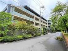 【東京都/町田市三輪緑山】デュオセーヌ緑山 前面道路