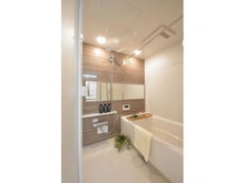 【神奈川県/相模原市南区古淵】ウィルズスクエアヴェルテックスタワー 浴室：※家具、LDの照明は含まれません。