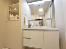 【神奈川県/相模原市南区古淵】ウィルズスクエアヴェルテックスタワー 洗面所：※家具、LDの照明は含まれません。