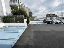 【神奈川県/相模原市中央区東淵野辺】キャッスル相模原 駐車場