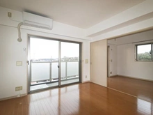 【神奈川県/厚木市水引】コンフォートパレス本厚木 ファーストステージ リビング・ダイニング：（右）洋室