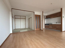 【神奈川県/相模原市南区上鶴間本町】メイツ相模大野 LDK