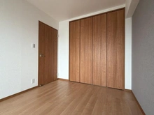 【神奈川県/相模原市南区上鶴間本町】メイツ相模大野 洋室