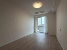 【東京都/町田市成瀬】エステ・スクエア成瀬2番館  洋室