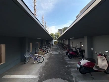 【東京都/町田市成瀬】エステ・スクエア成瀬2番館  駐輪場