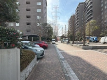 【東京都/町田市成瀬】エステ・スクエア成瀬2番館  前面道路