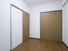 【神奈川県/相模原市中央区南橋本】ロアーブル・サン南橋本 サービスルーム（納戸）