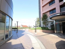 【神奈川県/相模原市緑区橋本】グラントーレ橋本 アプローチ