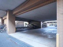 【神奈川県/相模原市緑区西橋本】クリオ橋本 参番館 駐車場