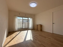 【神奈川県/厚木市岡田】厚木リバーサイド8号棟 LDK