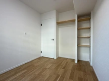 【神奈川県/厚木市岡田】厚木リバーサイド8号棟 洋室