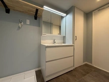 【神奈川県/厚木市岡田】厚木リバーサイド8号棟 洗面室