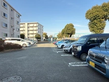 【神奈川県/厚木市岡田】厚木リバーサイド8号棟 駐車場