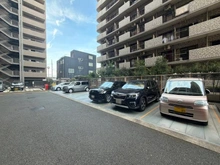 【神奈川県/海老名市中央】クリオ海老名六番館 駐車場