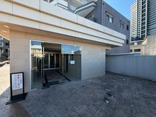 【神奈川県/相模原市南区上鶴間本町】プレシス相模大野 エントランス