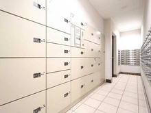 【東京都/町田市南大谷】ユニヴェルシオール学園の丘 宅配BOX