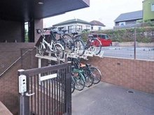 【神奈川県/座間市栗原】 セントレー相武台 駐輪場