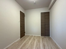 【神奈川県/大和市代官】ウッドコート桜ヶ丘 サービスルーム（納戸）