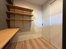 【神奈川県/海老名市上今泉】ライオンズマンションかしわ台 サービスルーム（納戸）