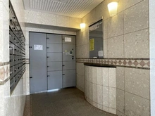 【神奈川県/相模原市中央区淵野辺】マイキャッスル淵野辺エクセレントステージ 宅配BOX：左側：メールBOX