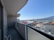 【神奈川県/厚木市妻田北】朝日プラザ本厚木 バルコニー