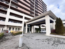 【東京都/町田市小山ヶ丘】グランレガーロ アプローチ