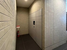 【神奈川県/座間市相模が丘】リビオタワー小田急相模原レジデンス 宅配BOX