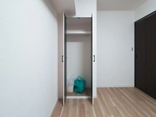 【神奈川県/厚木市中町】ベルドゥムール本厚木 収納：洋室