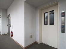 【神奈川県/厚木市中町】ベルドゥムール本厚木 共用部：エレベーター