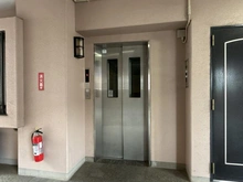 【神奈川県/海老名市河原口】レクセル厚木 共用部：エレベーター