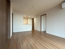 【神奈川県/海老名市中央】ベルドゥムール海老名ルミナス リビング・ダイニング