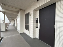 【神奈川県/大和市中央林間西】中央林間レジデンス ハウスウエスト 廊下