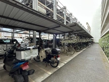 【神奈川県/大和市中央林間西】中央林間レジデンス ハウスウエスト バイク置場