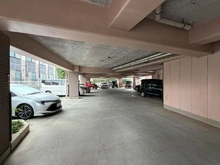 【神奈川県/海老名市上今泉】ロイヤルステージ海老名II 駐車場