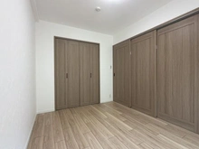 【東京都/町田市小山ヶ丘】ルネグランディア 洋室