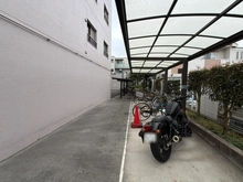 【神奈川県/座間市相模が丘】コスモ相模が丘 バイク置場