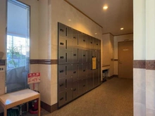 【神奈川県/海老名市中央】グリーンコート海老名 宅配BOX