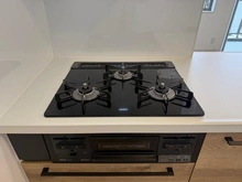 【神奈川県/相模原市緑区西橋本】ライオンズマンション西橋本 キッチン：三口コンロ